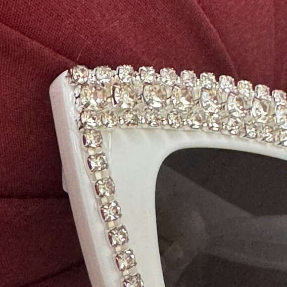 SALE!  Women\'s Sunglasses Cat Eye White Encrusted in Rhinestones Accessories main image 4